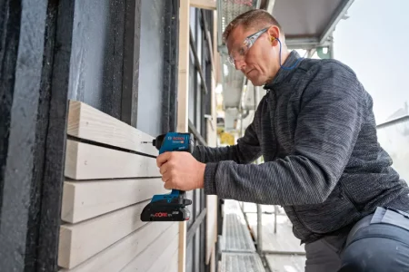 Bosch GDR 18V-220 C Professional Cordless Impact Driver with 2 x GBA 18V 4.0Ah Batteries - Image 2