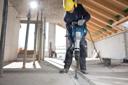 Bosch GSH 11 VC Professional Heavy Duty Demolition Hammer with SDS Max  23J, 1700W - Image 4