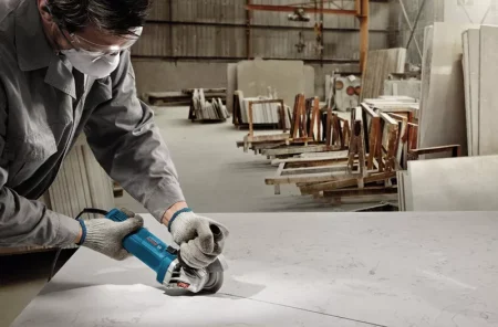 Bosch GWS 750 Professional Heavy Duty Corded Angle Grinder, 750W/11,000RPM - Image 3