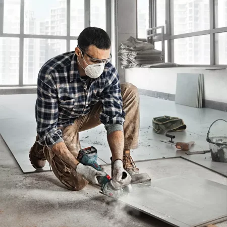 Bosch GWS 180-LI Professional 4" Cordless Angle Grinder 18V/11,000RPM with 2 x 4.0 Ah Li-ion Batteries - Image 3