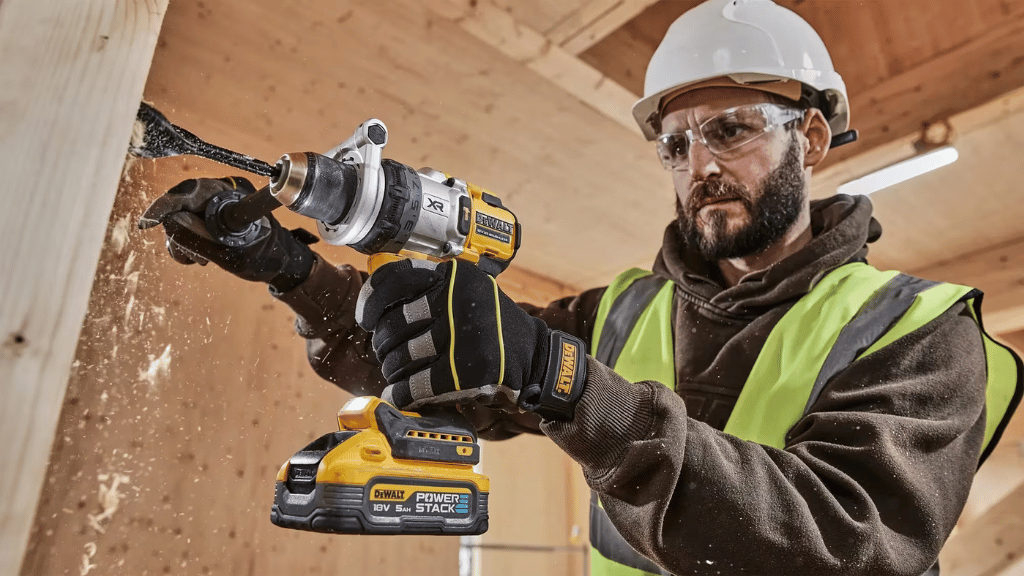 dcd1007h1t hammer drill driver