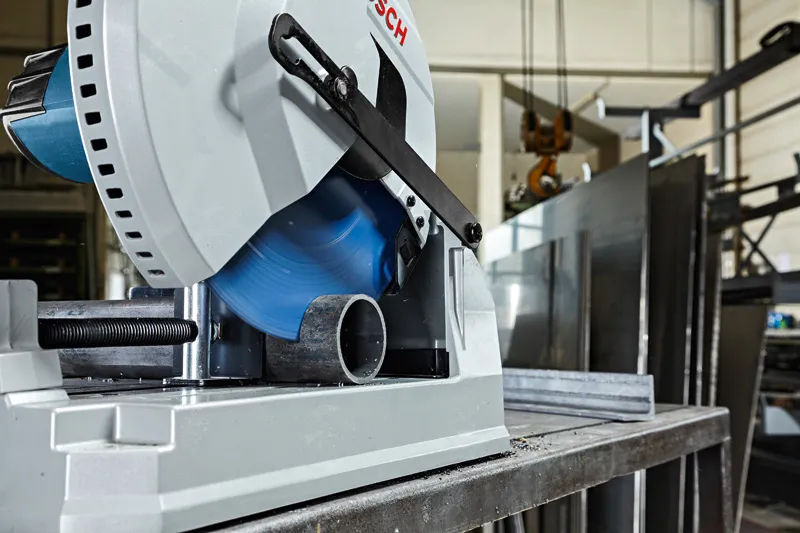 BOSCH PRO GCD 12 JL PROFESSIONAL METAL CUT-OFF SAW 2,000 W - Image 2