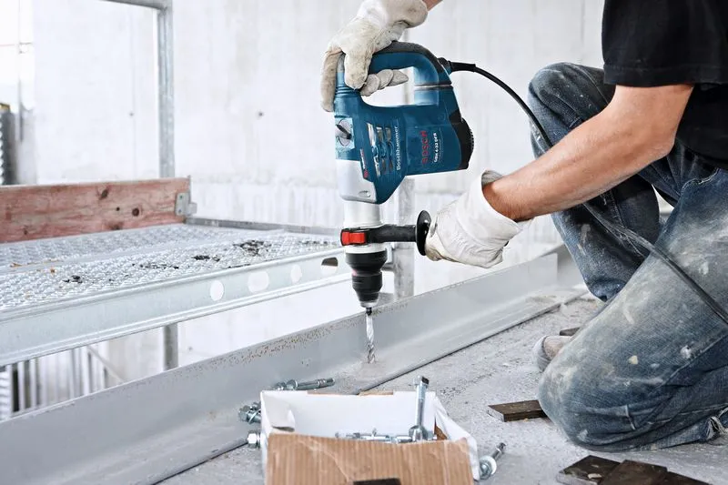 BOSCH PRO GBH 4-32 DFR PROFESSIONAL ROTARY HAMMER WITH SDS PLUS 900 W - Image 3
