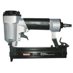 MAKITA AF301 PN BRAD NAILER 30MM