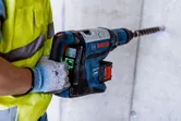 BOSCH PRO GBH 18V-45 C PROFESSIONAL CORDLESS ROTARY HAMMER WITH SDS MAX 18.0 V - Image 3
