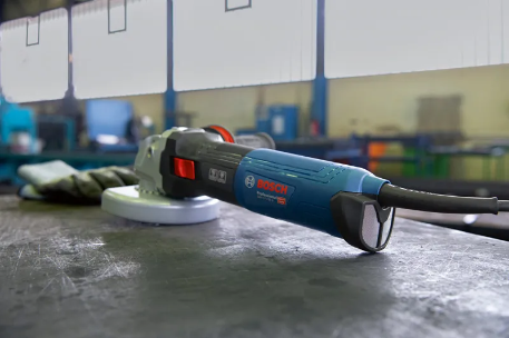 BOSCH PRO GWS 17-125 PROFESSIONAL ANGLE GRINDER 1700 W - Image 4