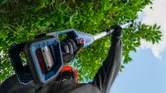 BOSCH PRO GHE 18V-50 TP PROFESSIONAL CORDLESS TELESCOPIC HEDGECUTTER 18.0 V - Image 3