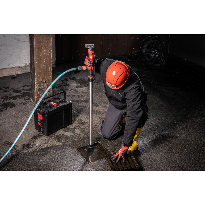 Milwaukee M12 BSWP-0 Hydropass Stick Water Pump (Bare Tool) - Image 5