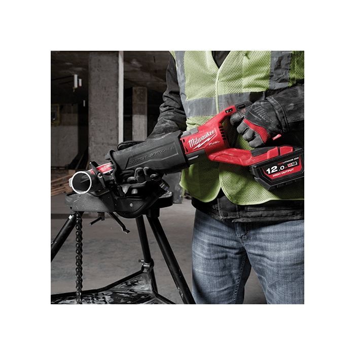 Milwaukee M18 FSX-0C0 FUEL Super Sawzall Recipro Saw (Bare Tool) - Image 3