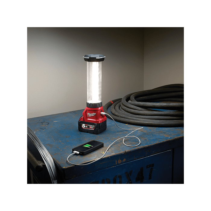 Milwaukee M18 LL-0 LED Lantern Light 700 Lumens, 180 to 360 Degree (Bare Tool) - Image 4
